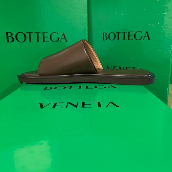 Bottega Veneta 667087 Vienna Calf Leather Sandals, rubber sole, Size 41, 43 - Picture 5 of 13